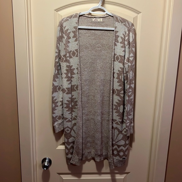 Hollister sweater - Picture 1 of 5